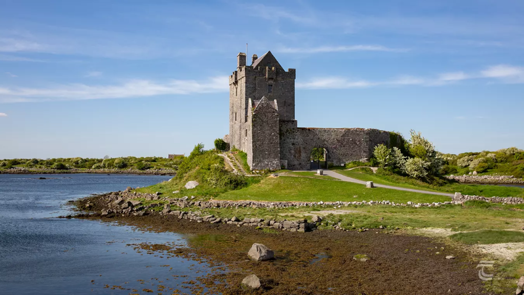 Dunguaire Castle